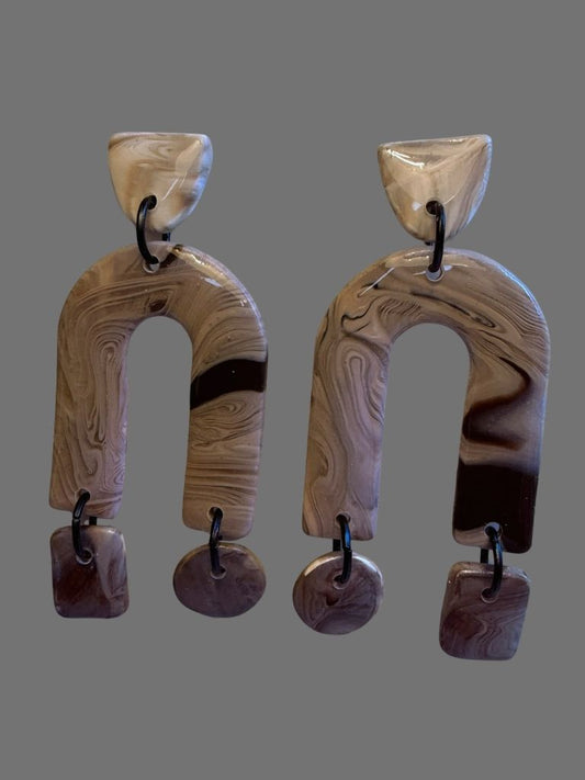 Marbled Horizon Dangles