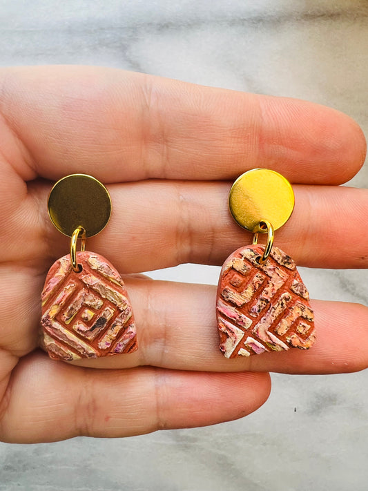 Abstract Artifact - Arch Drops