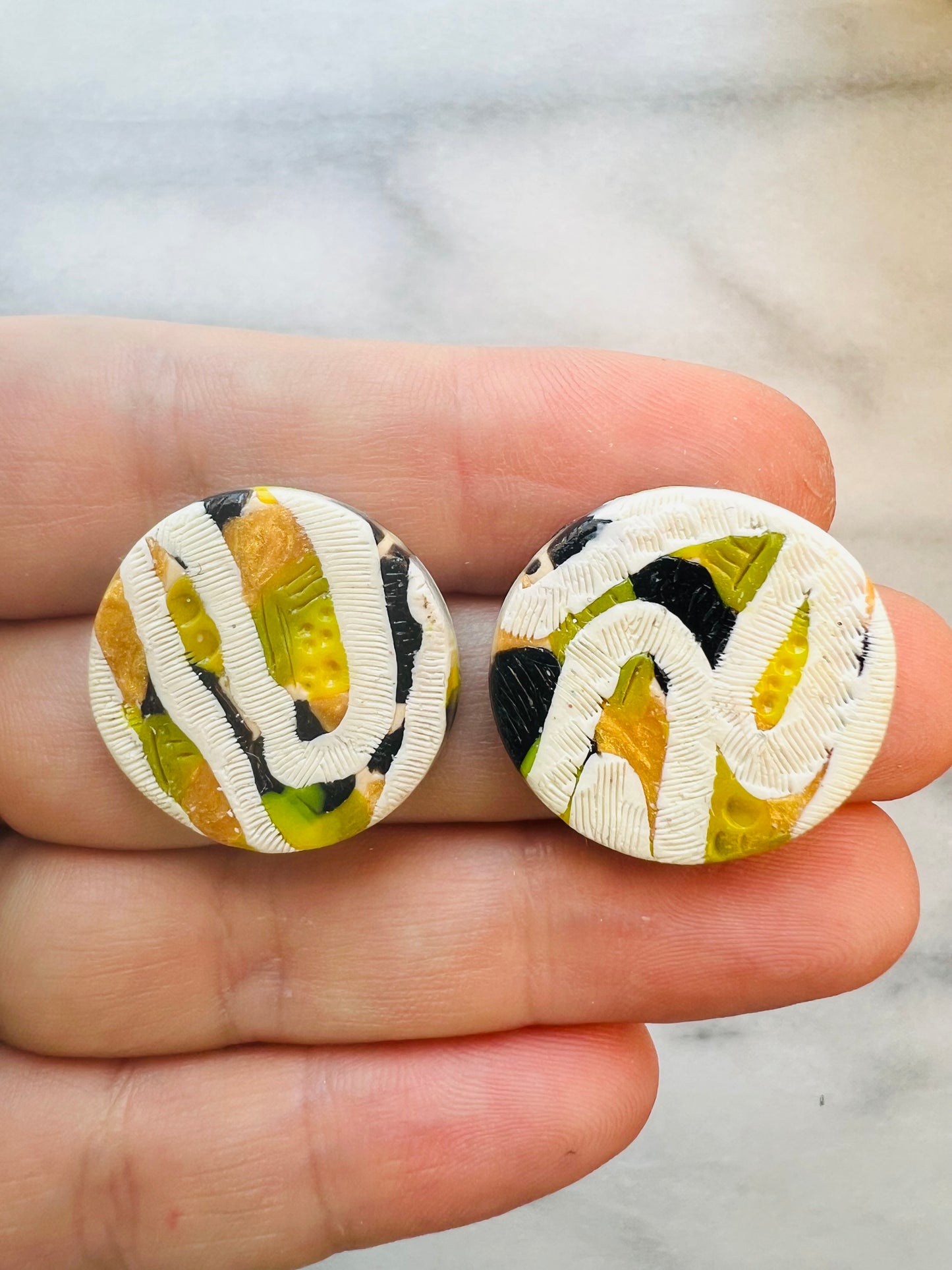 String Theory - Large Studs