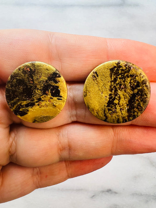 Lush Alloy - Bronze Studs