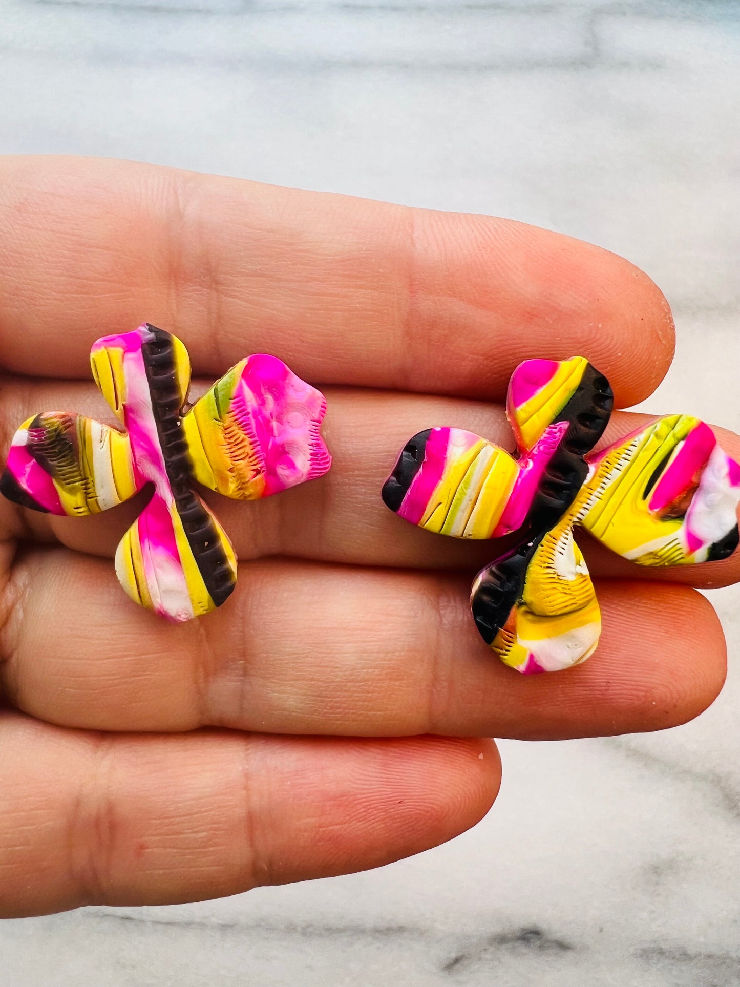 Graphic Flora - Vivid Flower Studs