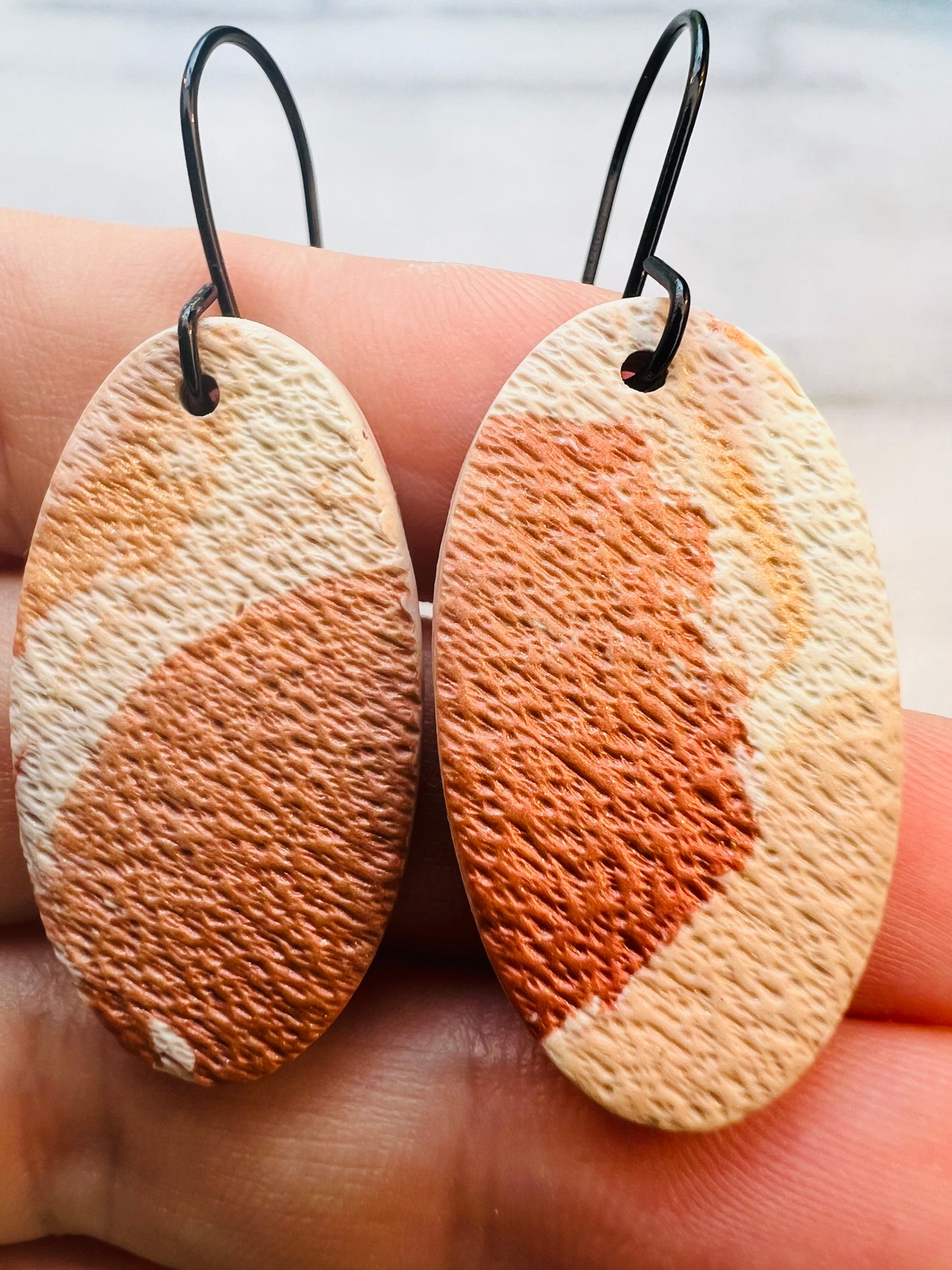 Metal & Milk - Hanging Ovals