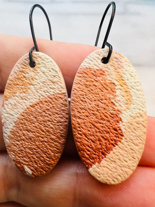 Metal & Milk - Hanging Ovals