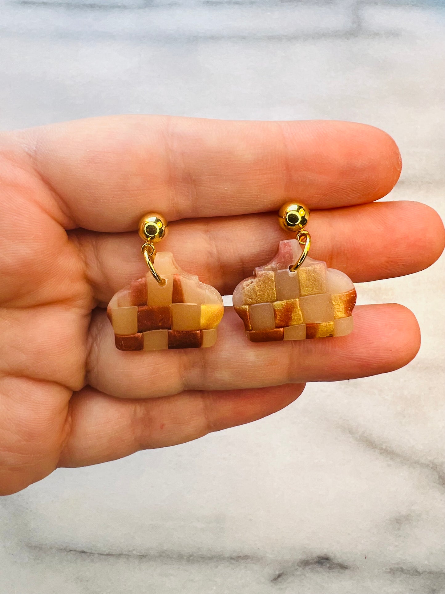 Check Luxe - Gilded Tortoise Shell Drop Studs