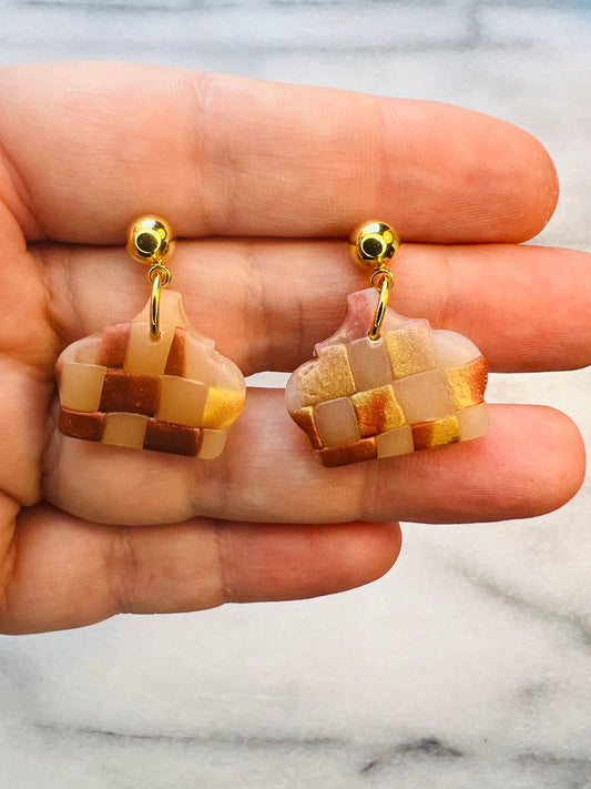 Check Luxe - Gilded Tortoise Shell Drop Studs