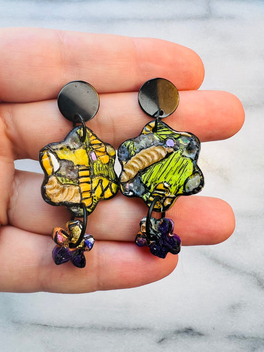 Drawn to Disrupt – Dynamic Flora Dangles