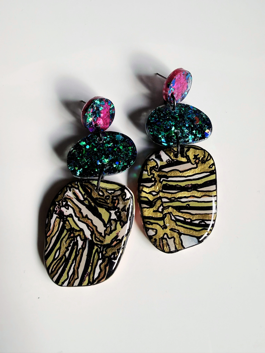 Gold Intercept Dangle