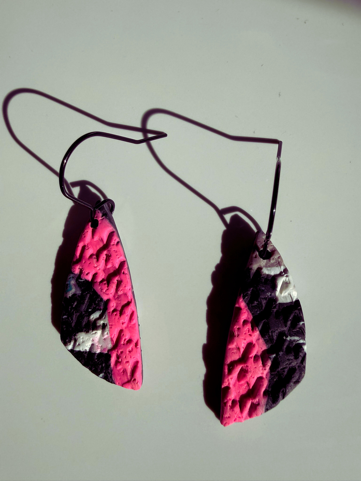 Blush Pattern Wing Drops