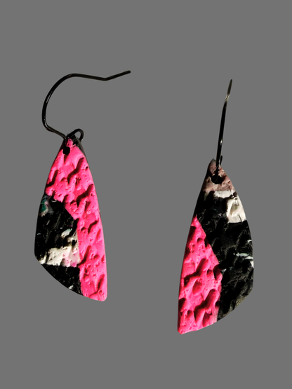 Blush Pattern Wing Drops