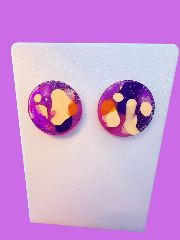 Violetta - Massive Studs