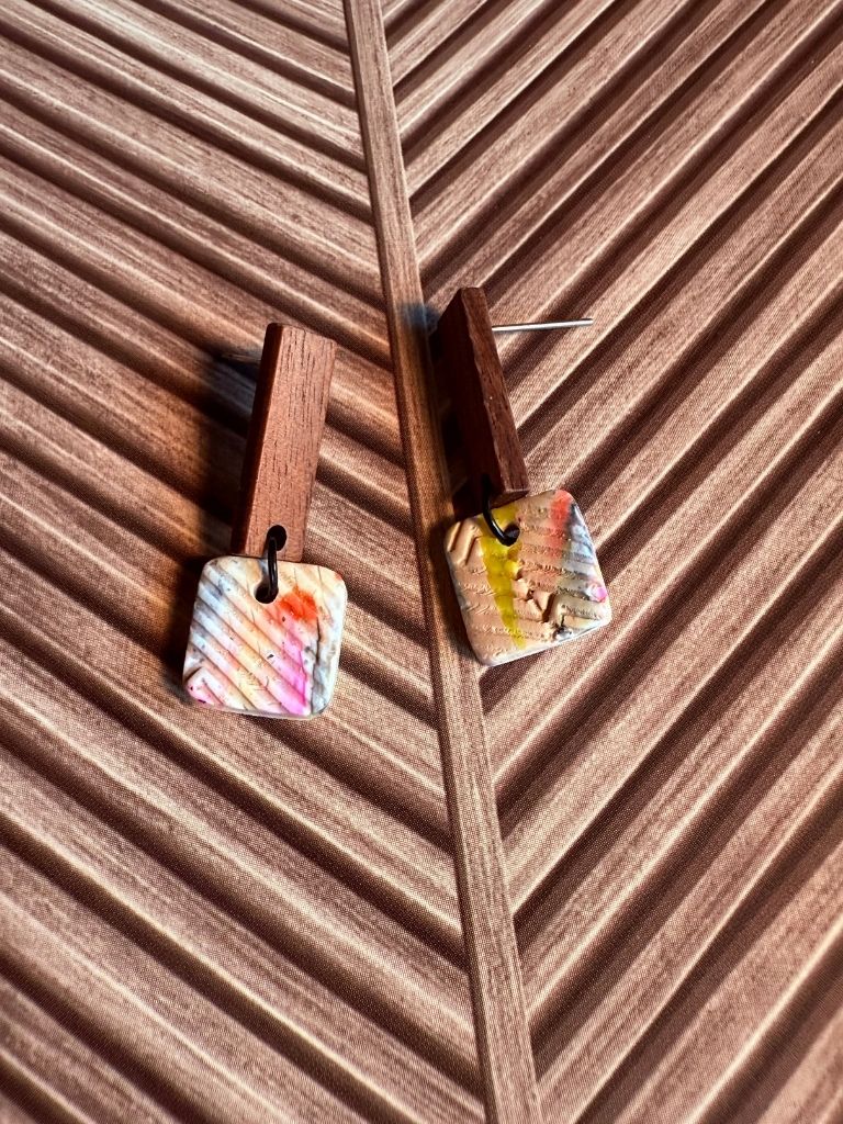 Spring Signal Dangles
