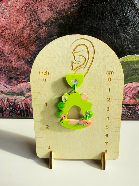 Chartreuse Curvy Drops