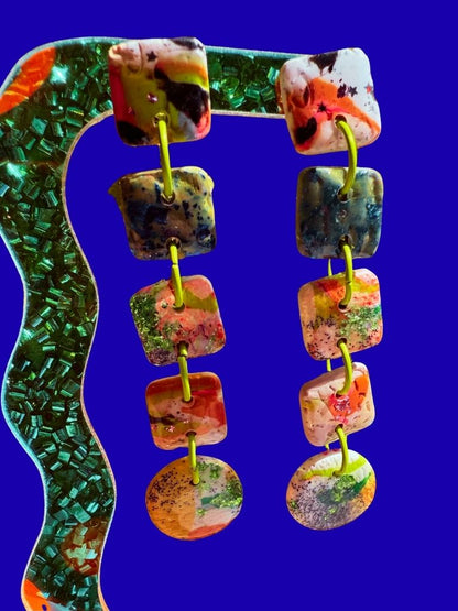 Electric Sequence Dangles