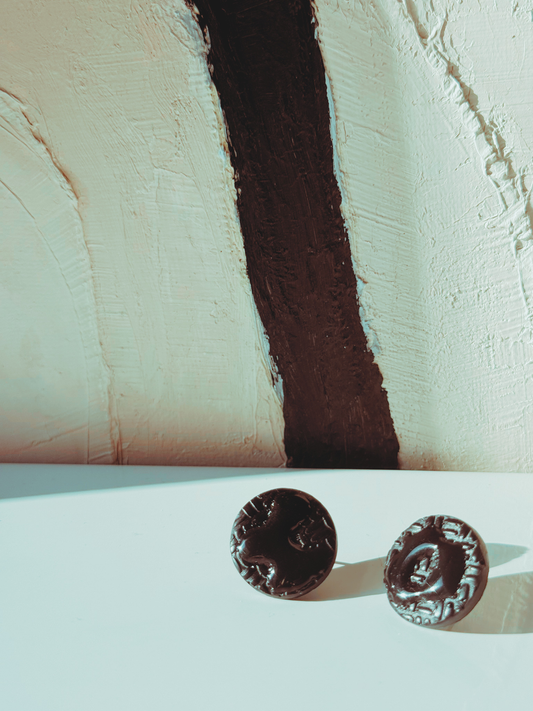 Shadowplay Studs