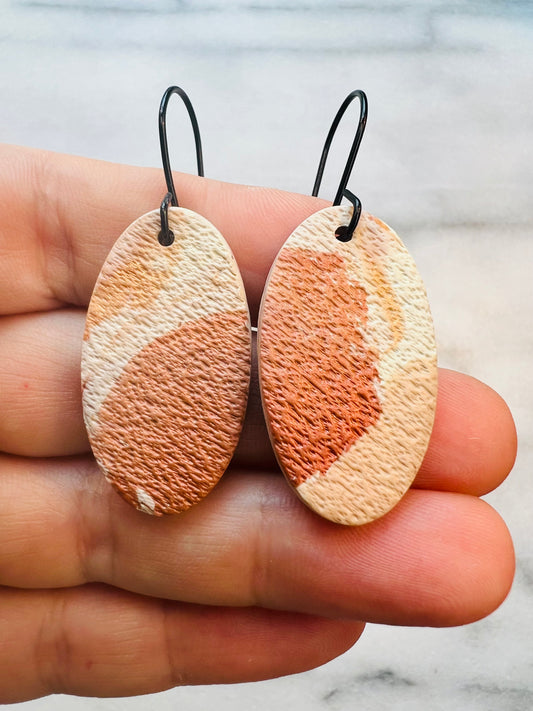 Metal & Milk - Hanging Ovals